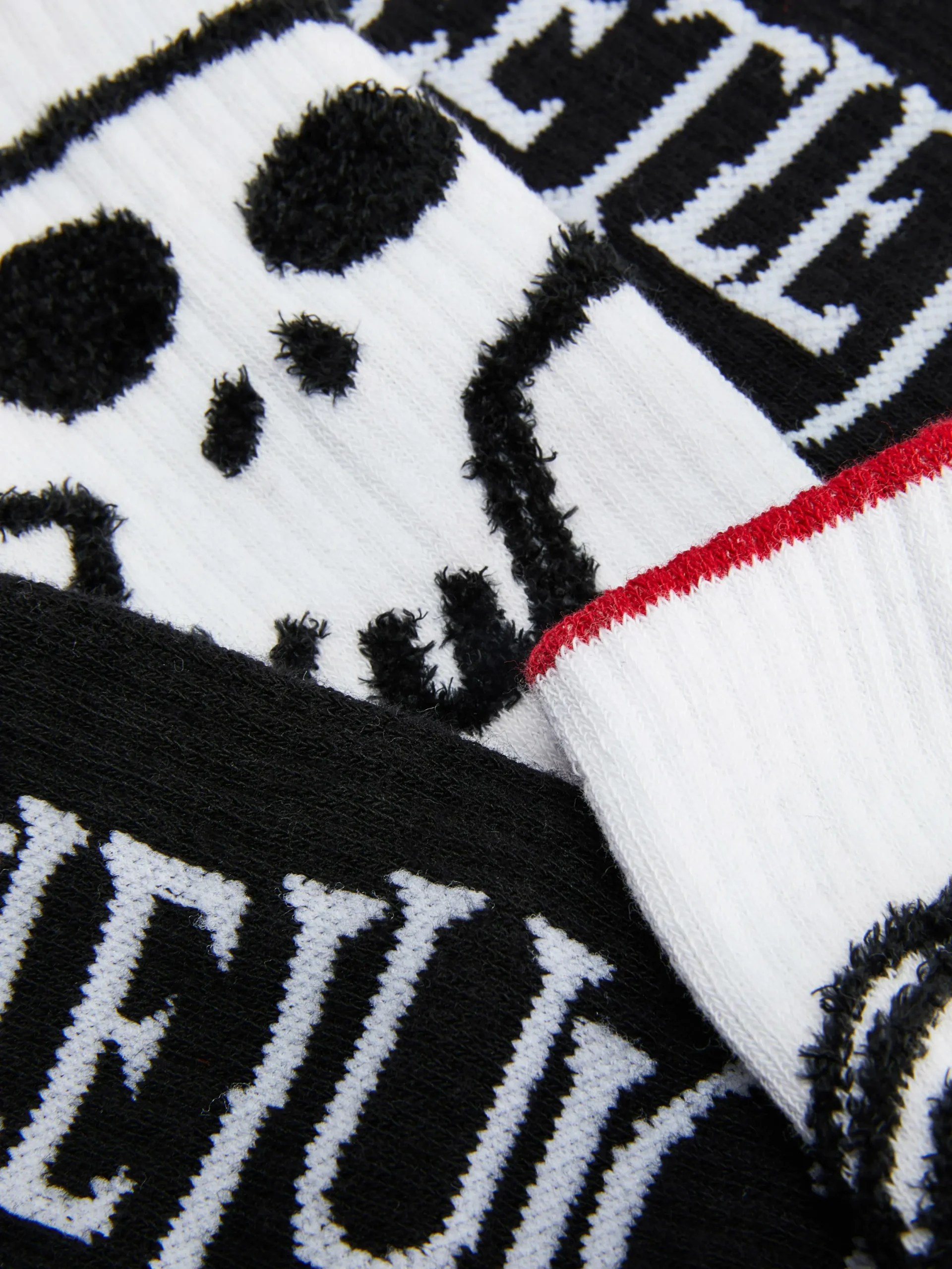 Beetlejuice|Halloween Alle|Primark „Beetlejuice“ Crew-Socken, 2er-Pack Violett