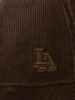Mützen, Handschuhe Und Schals|Primark Bestickte Basecap Aus Cord Schokoladenbraun