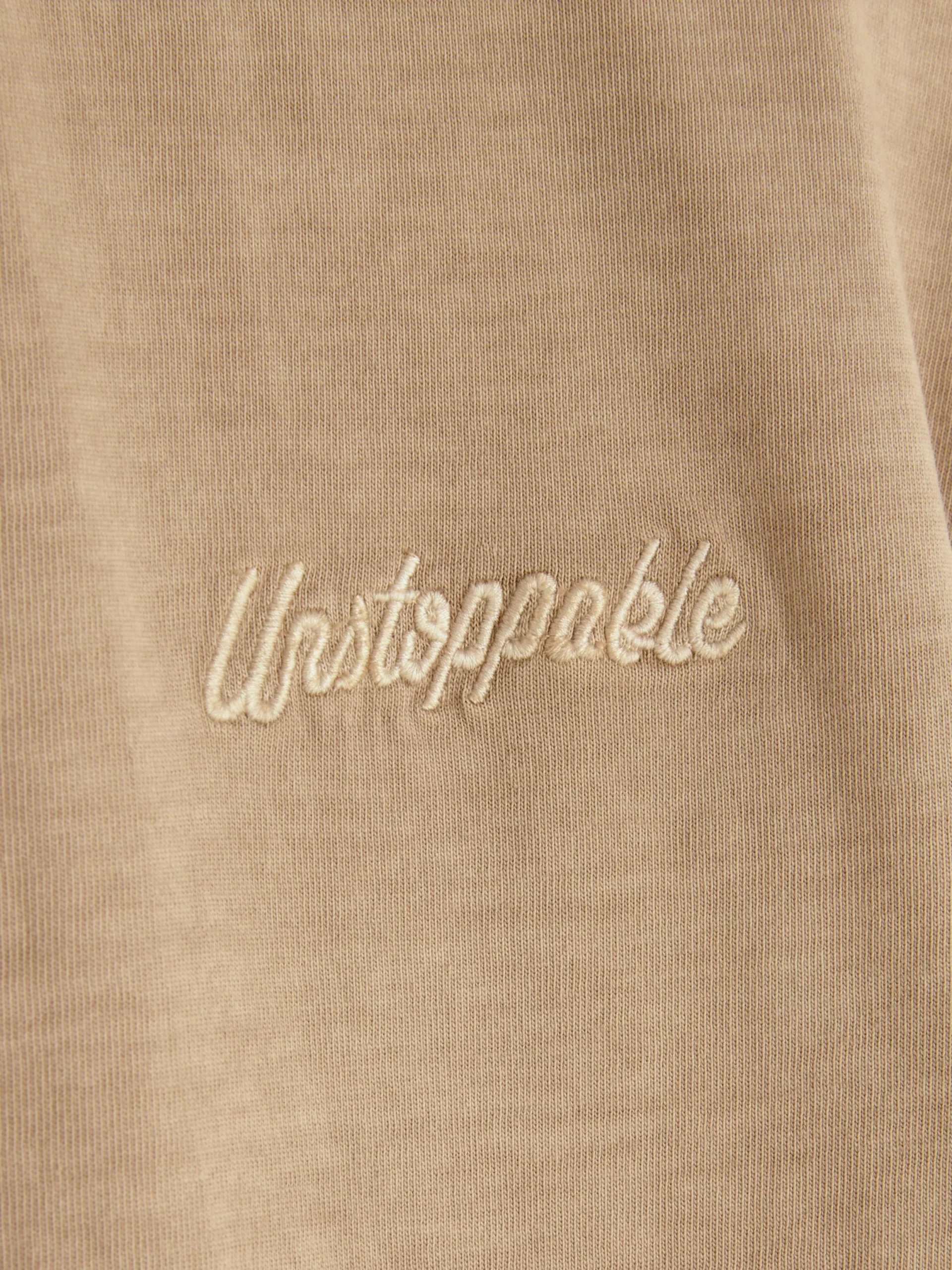 Tops Und T-Shirts|Primark Besticktes, Kurzärmeliges T-Shirt (Teeny Boys) Steinfarben