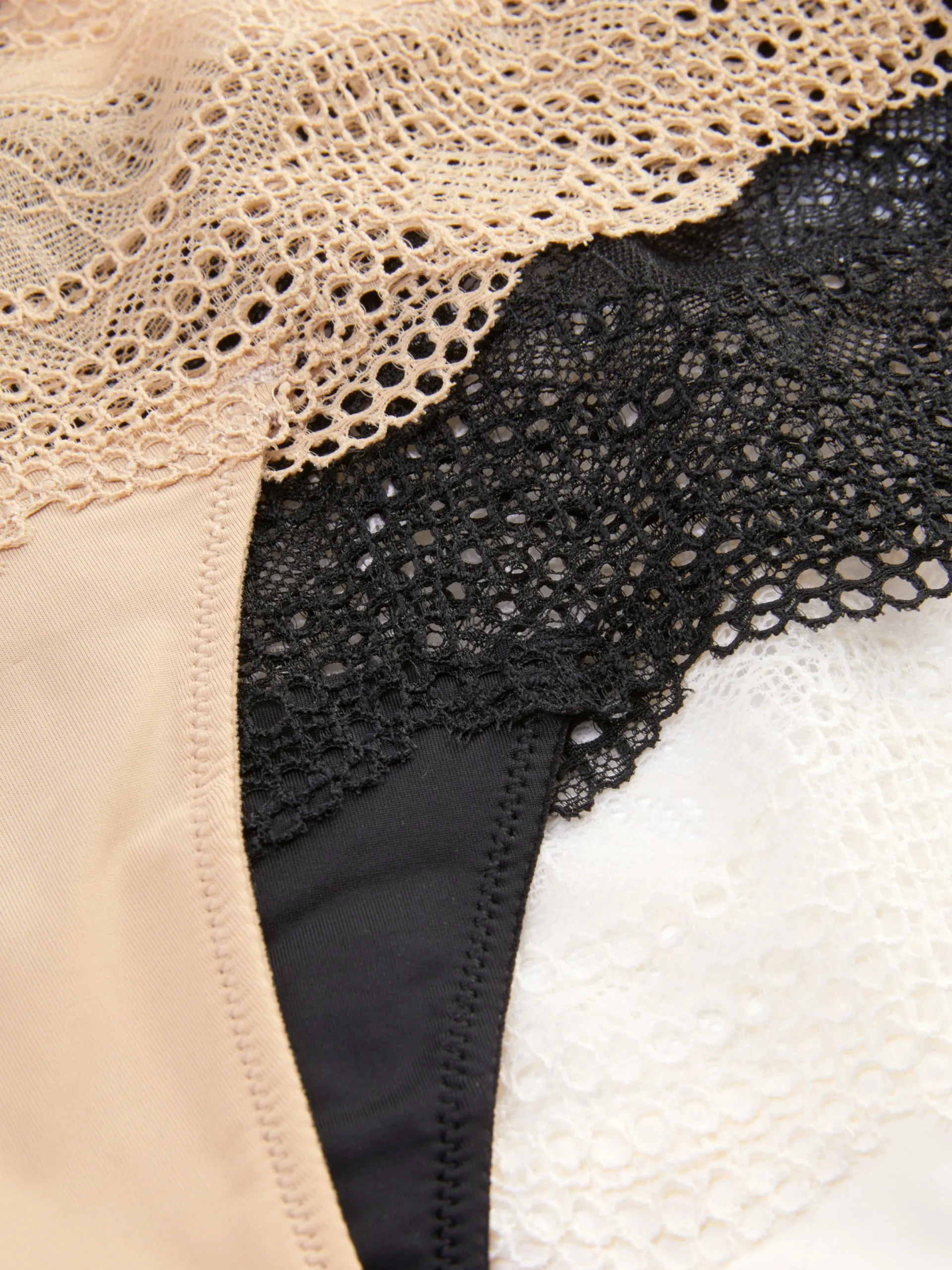 Slips|Primark Brazil-Slips Aus Spitze, 3er-Pack Schwarz