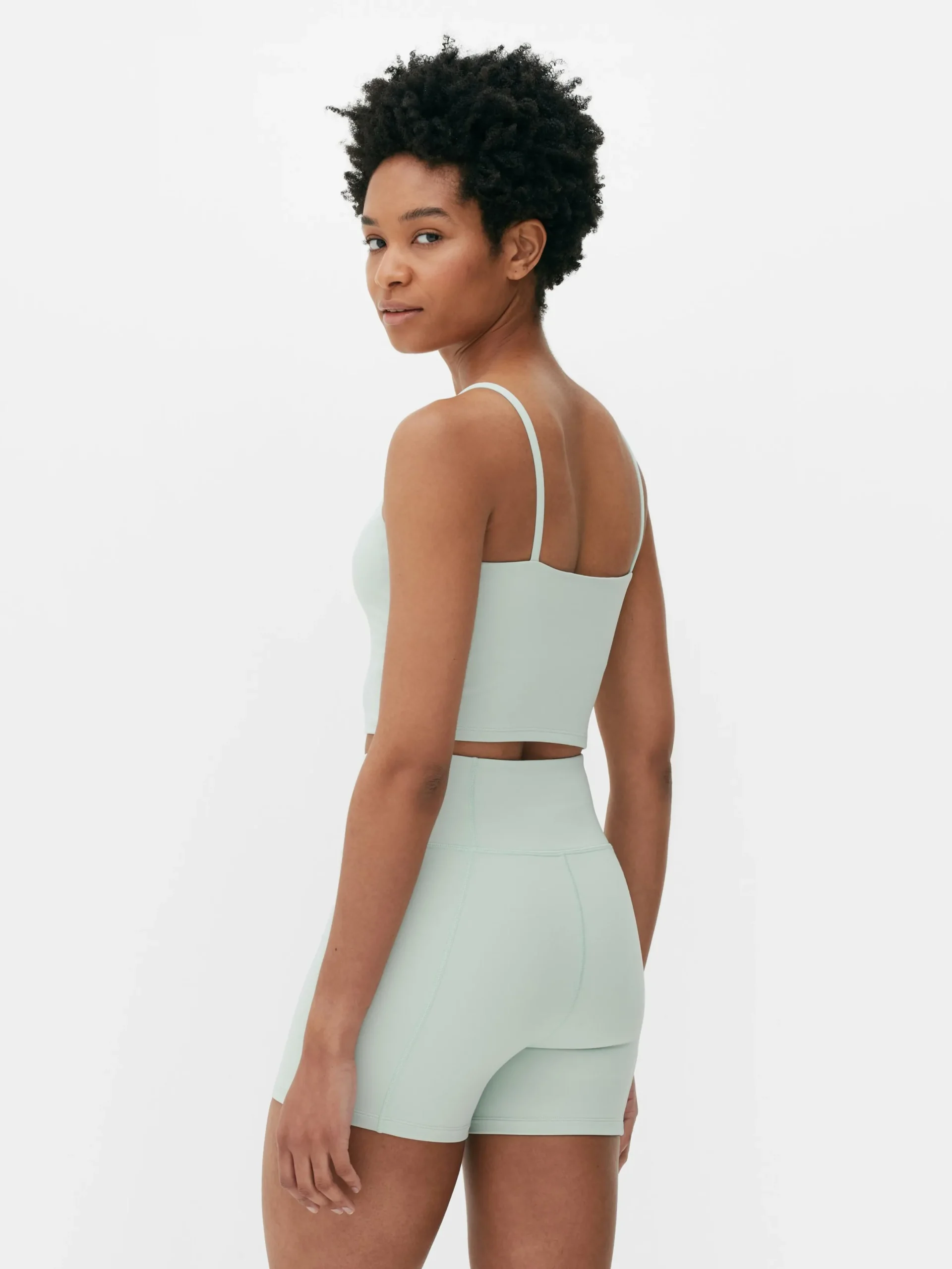 Fitnesskleidung Und Activewear|Primark Butterweiches, Kurzes Gym-Trägertop Hellgrün