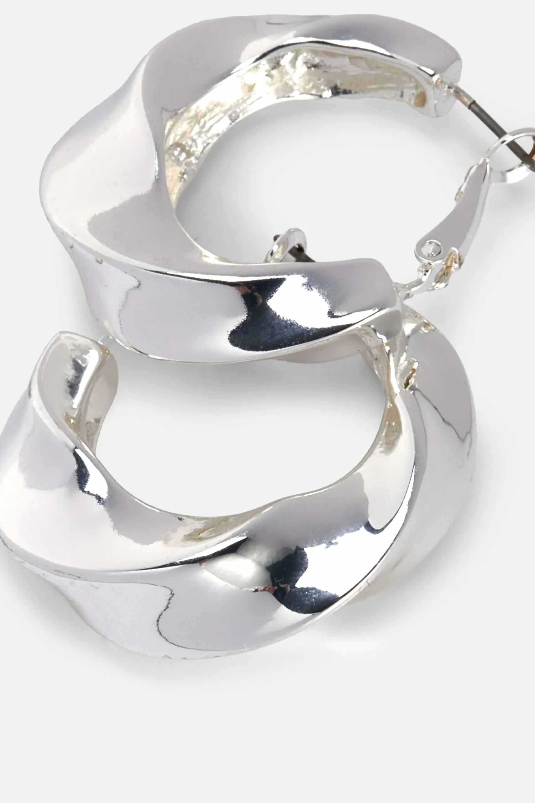 Schmuck|Primark Gedrehte Creolen Weiß