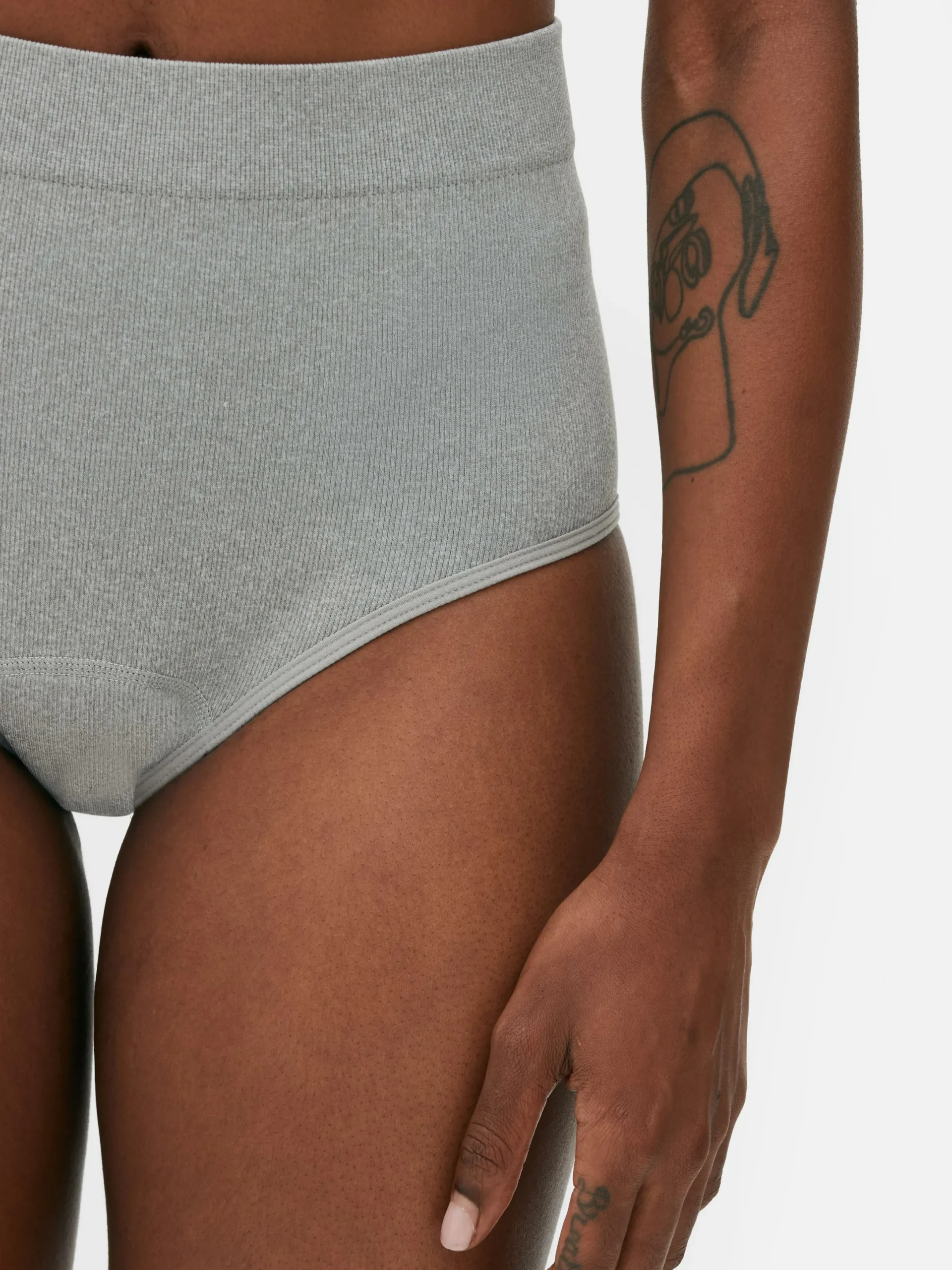 Slips|Primark Gerippte Slips Mit Hohem Bund, 3er-Pack Schwarz