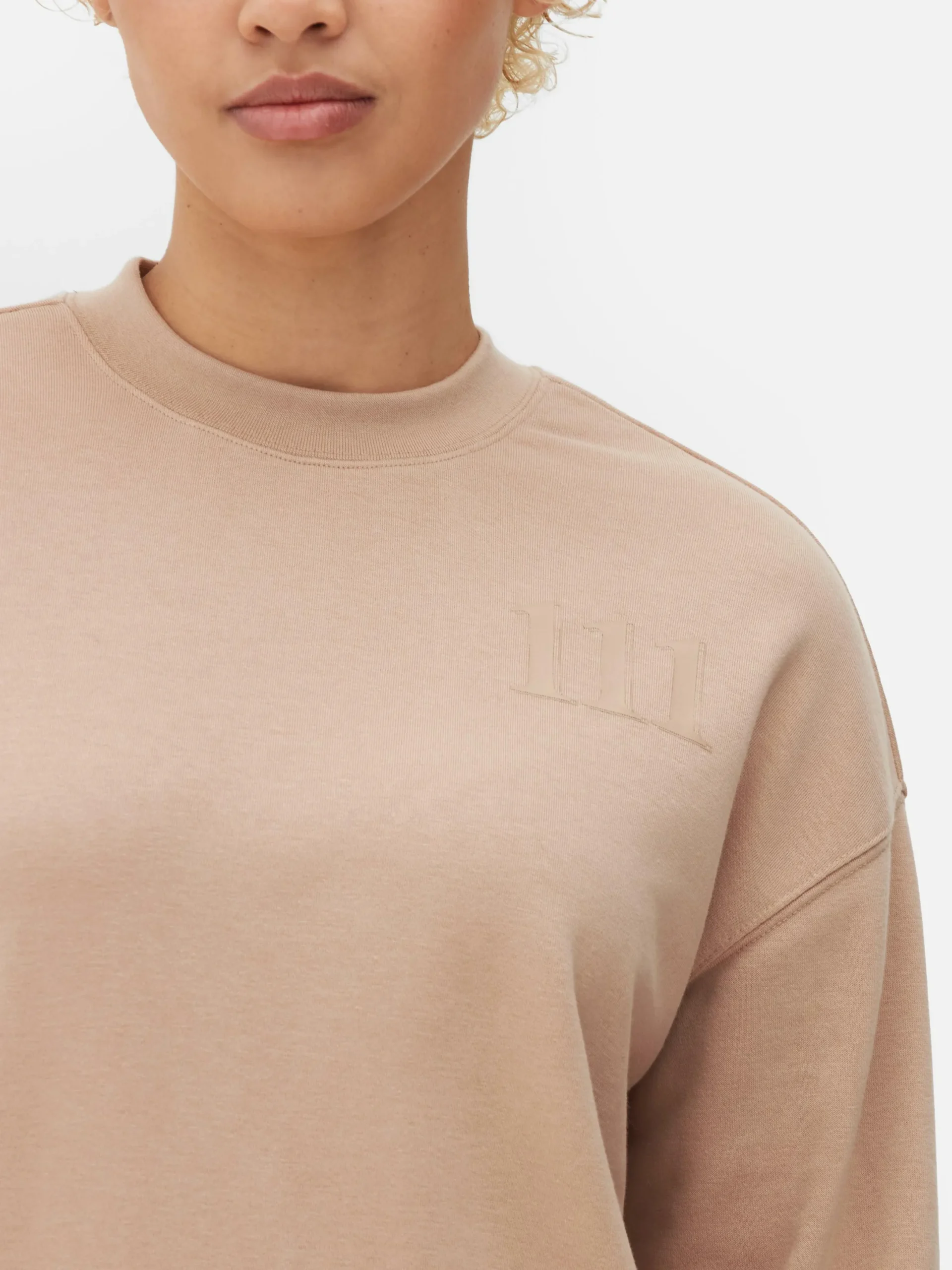 Loungewear|Hoodies Und Sweatshirts|Primark Grafik-Sweatshirt Mit Rundhalsausschnitt Taupefarben