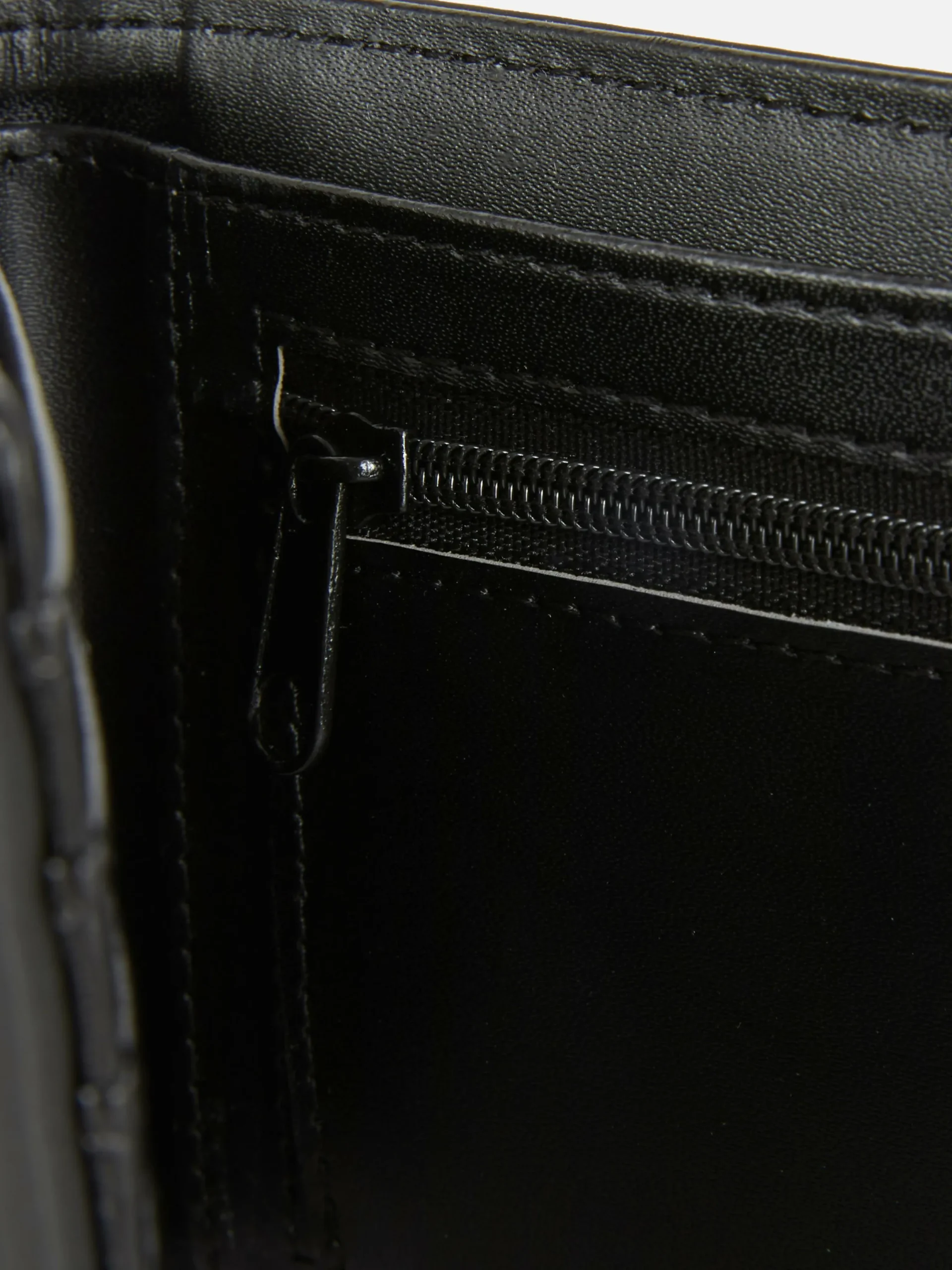 Taschen Und Portemonnaies|Primark Gummierte Faltbrieftasche Schwarz