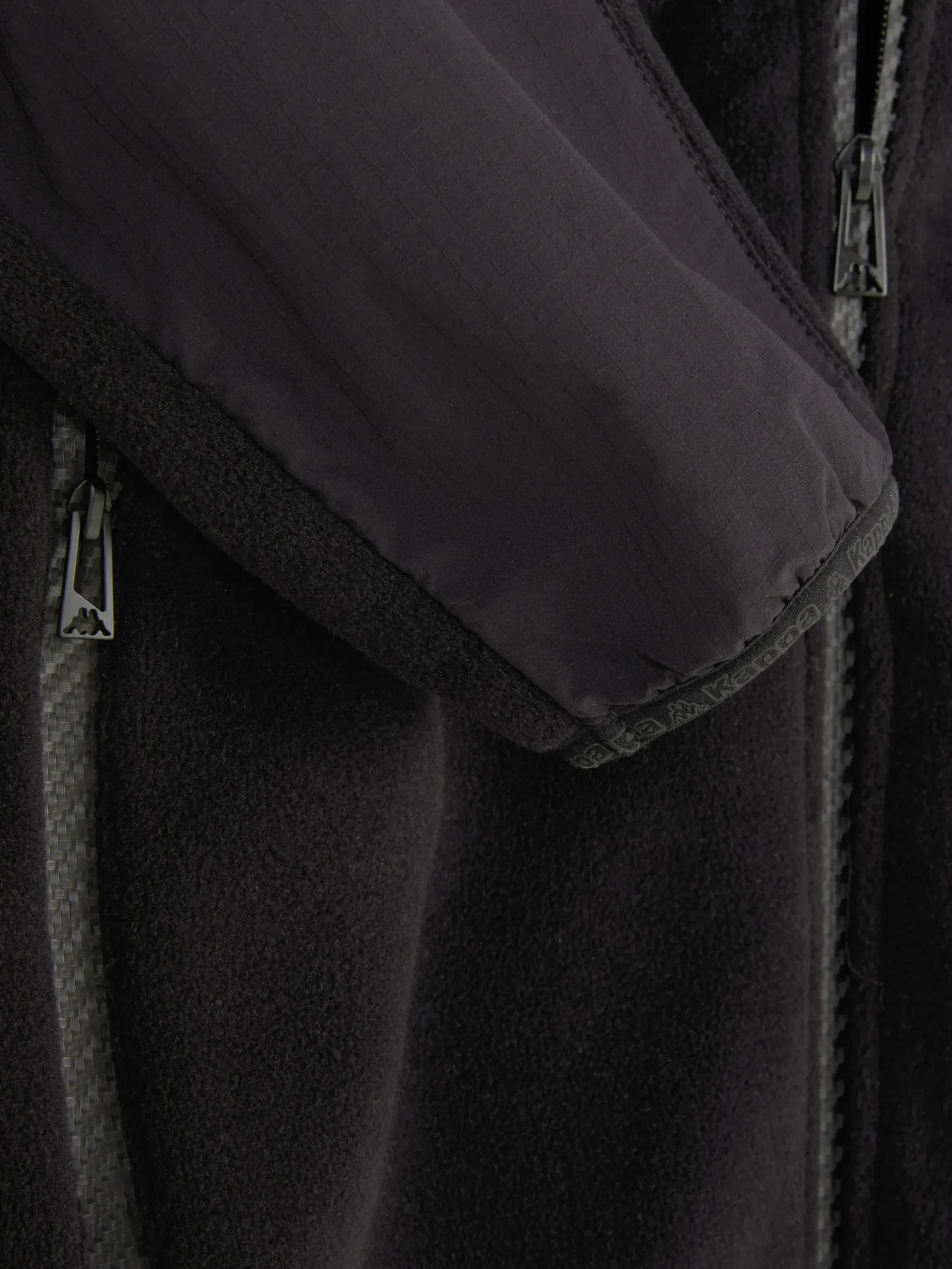 Jacken Und Mäntel|Sportbekleidung|Primark „Kappa X “ Fleece-Jacke Mit Reißverschluss Schwarz