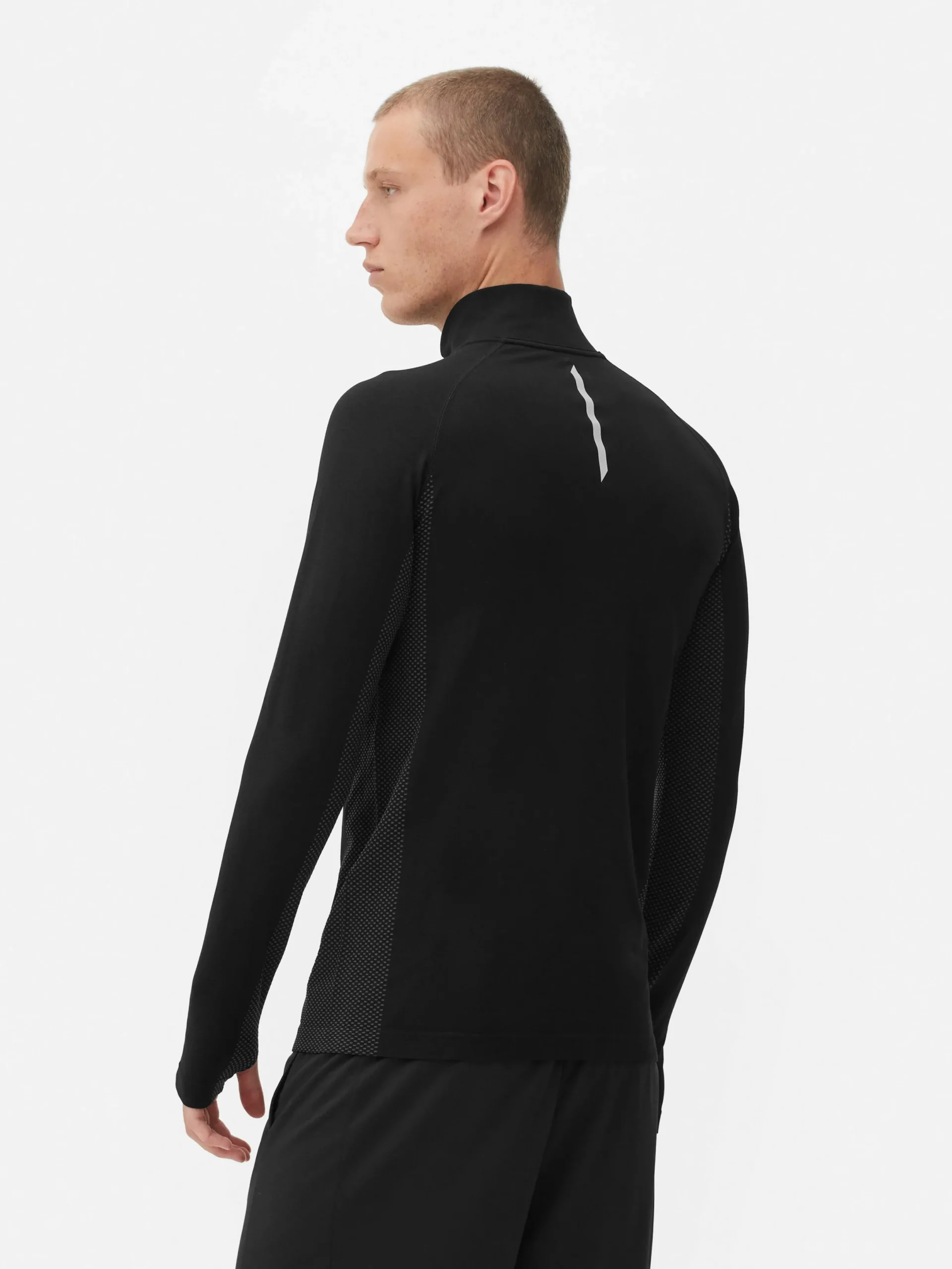 Sportbekleidung|Tops Und T-Shirts|Primark Langärmeliges Sport-Top Mit Viertelreißverschluss Schwarz