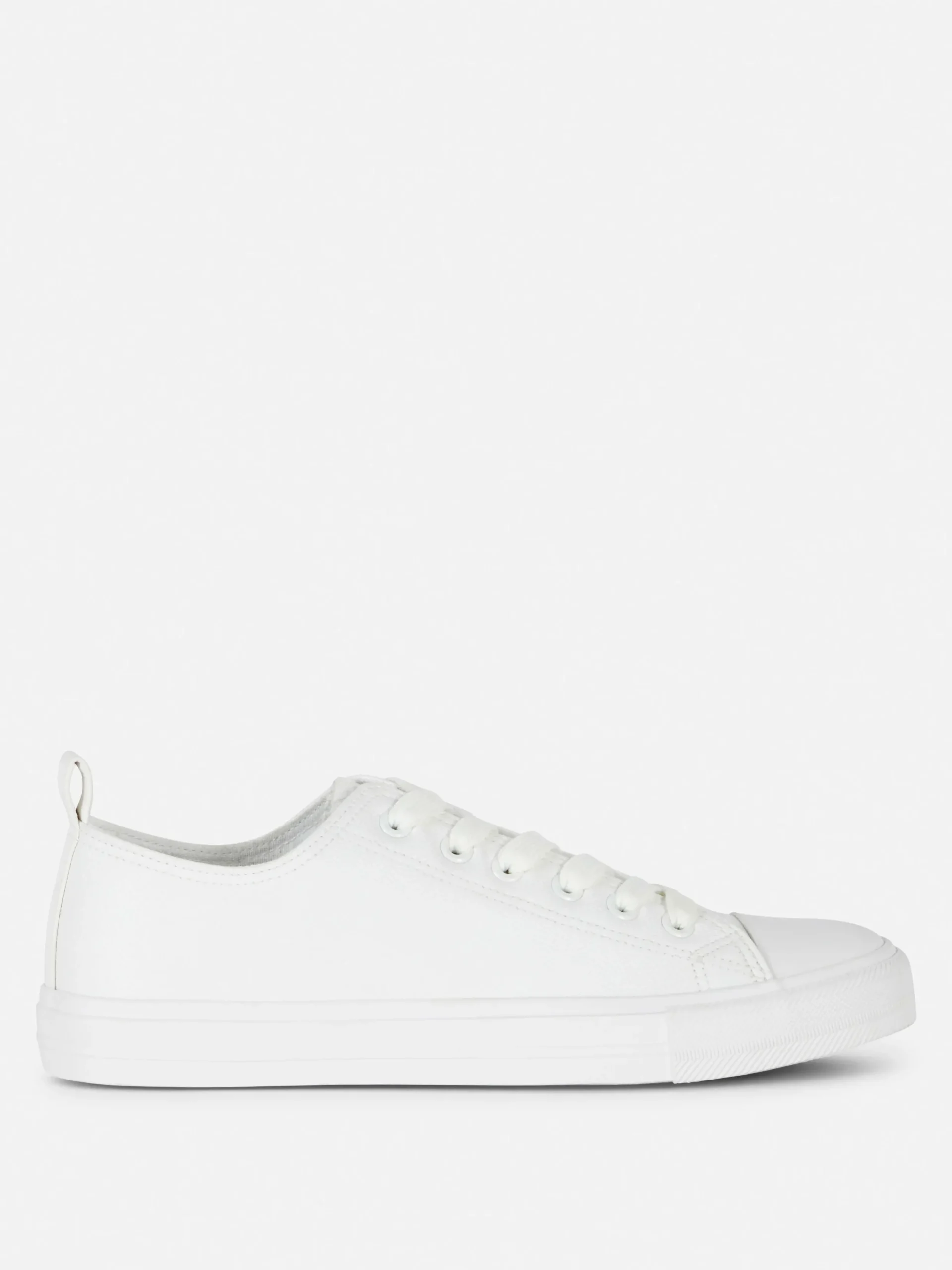 Sneakers|Primark Low-Top-Sneaker Aus Kunstleder Weiß