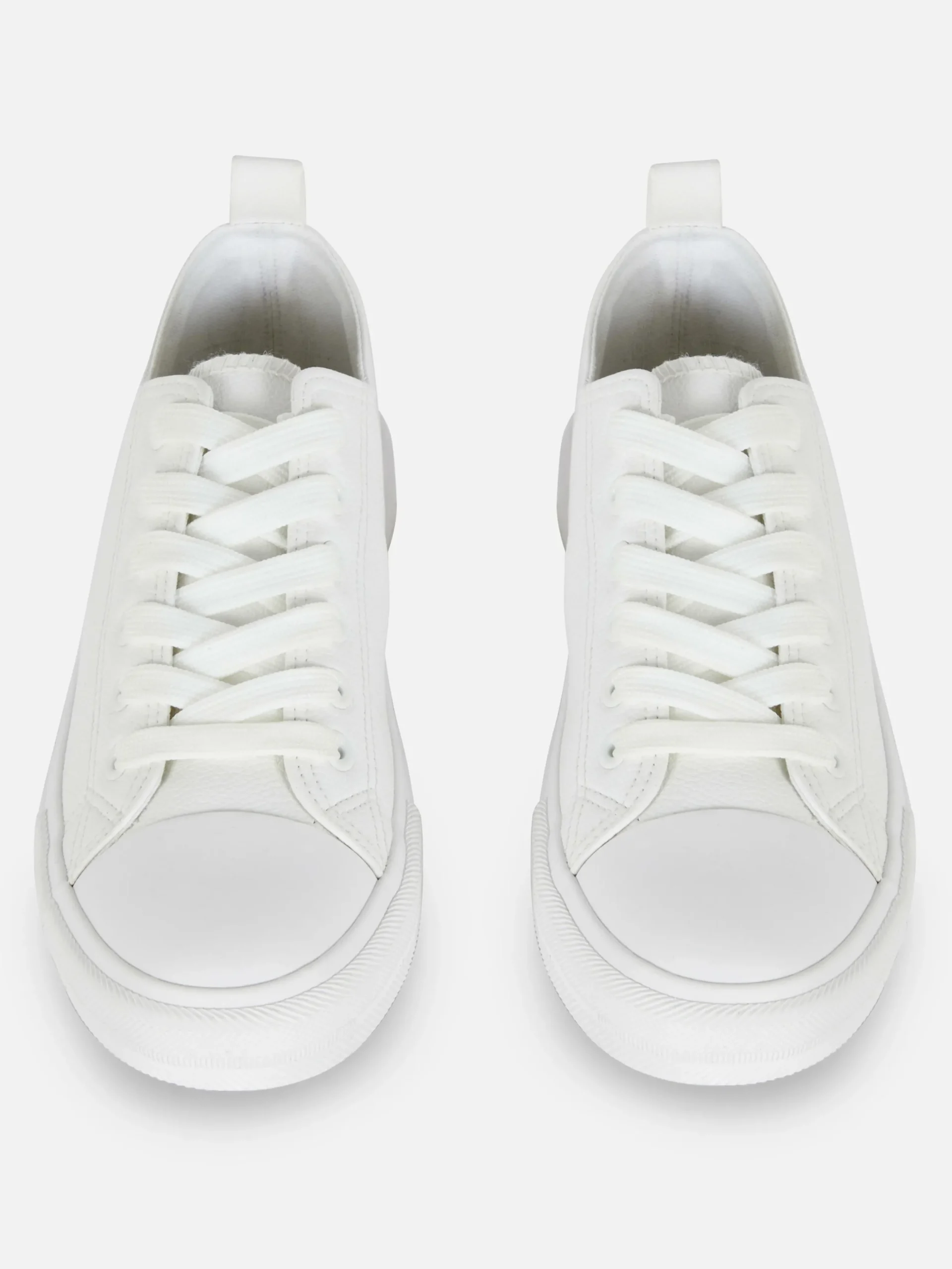 Sneakers|Primark Low-Top-Sneaker Aus Kunstleder Weiß