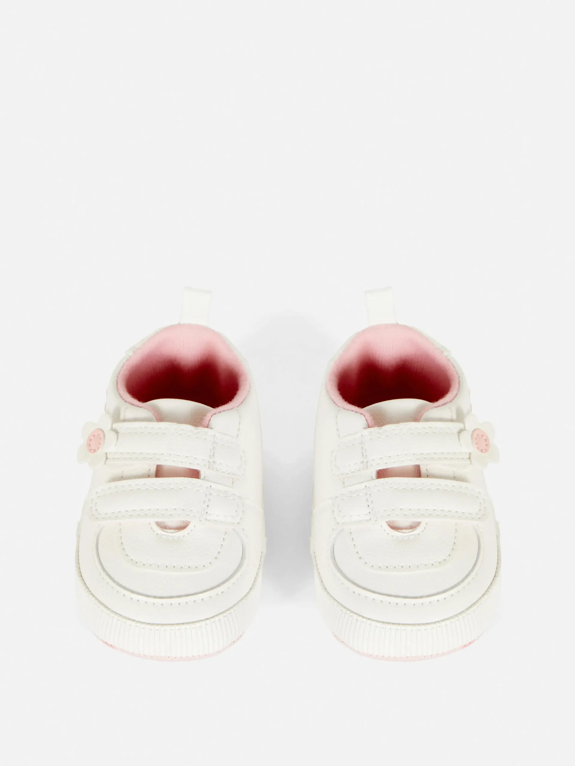 Sneakers|Primark Low-Top-Sneaker Mit Blumenmuster Weiß