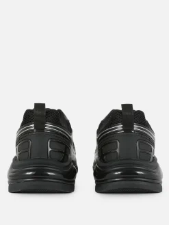 Sneakers|Sportbekleidung|Primark Low-Top-Sportsneaker Mit Einsätzen Schwarz