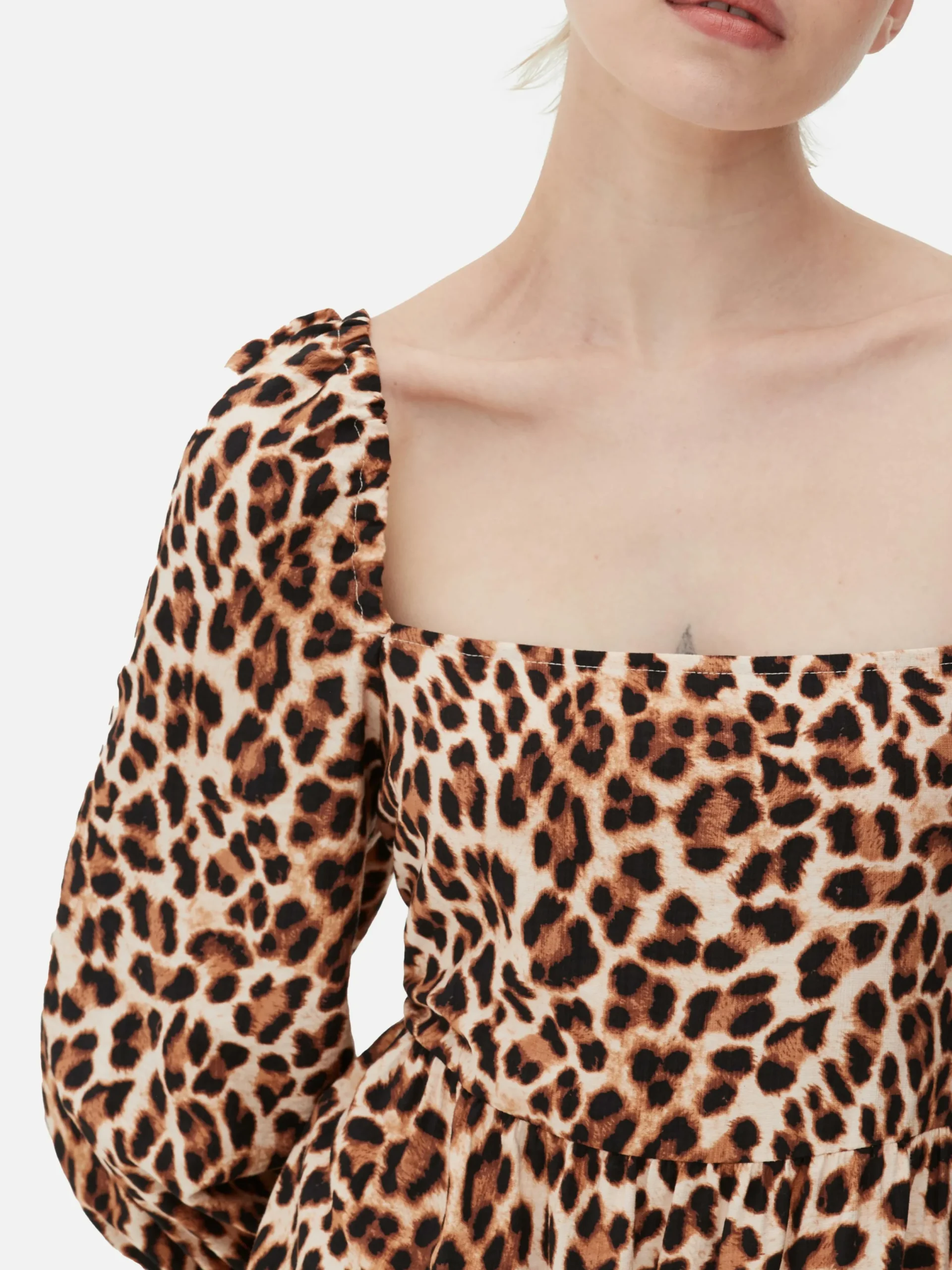 Kleider|Primark Midikleid Mit Eckigem Ausschnitt Und Leomuster Beige