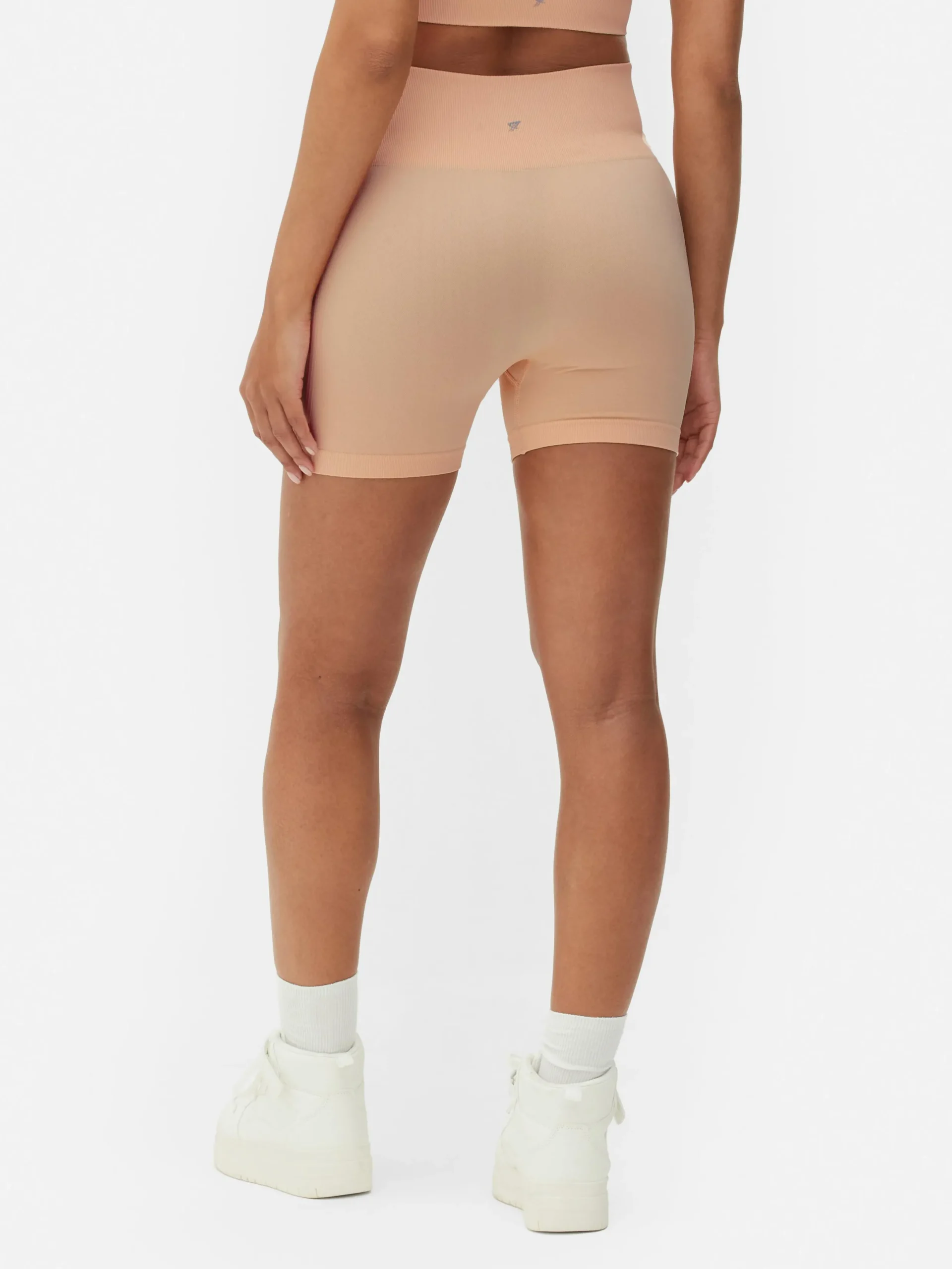 Fitnesskleidung Und Activewear|Primark Nahtlose Yoga-Shorts Mit Hohem Bund Pfirsichfarben