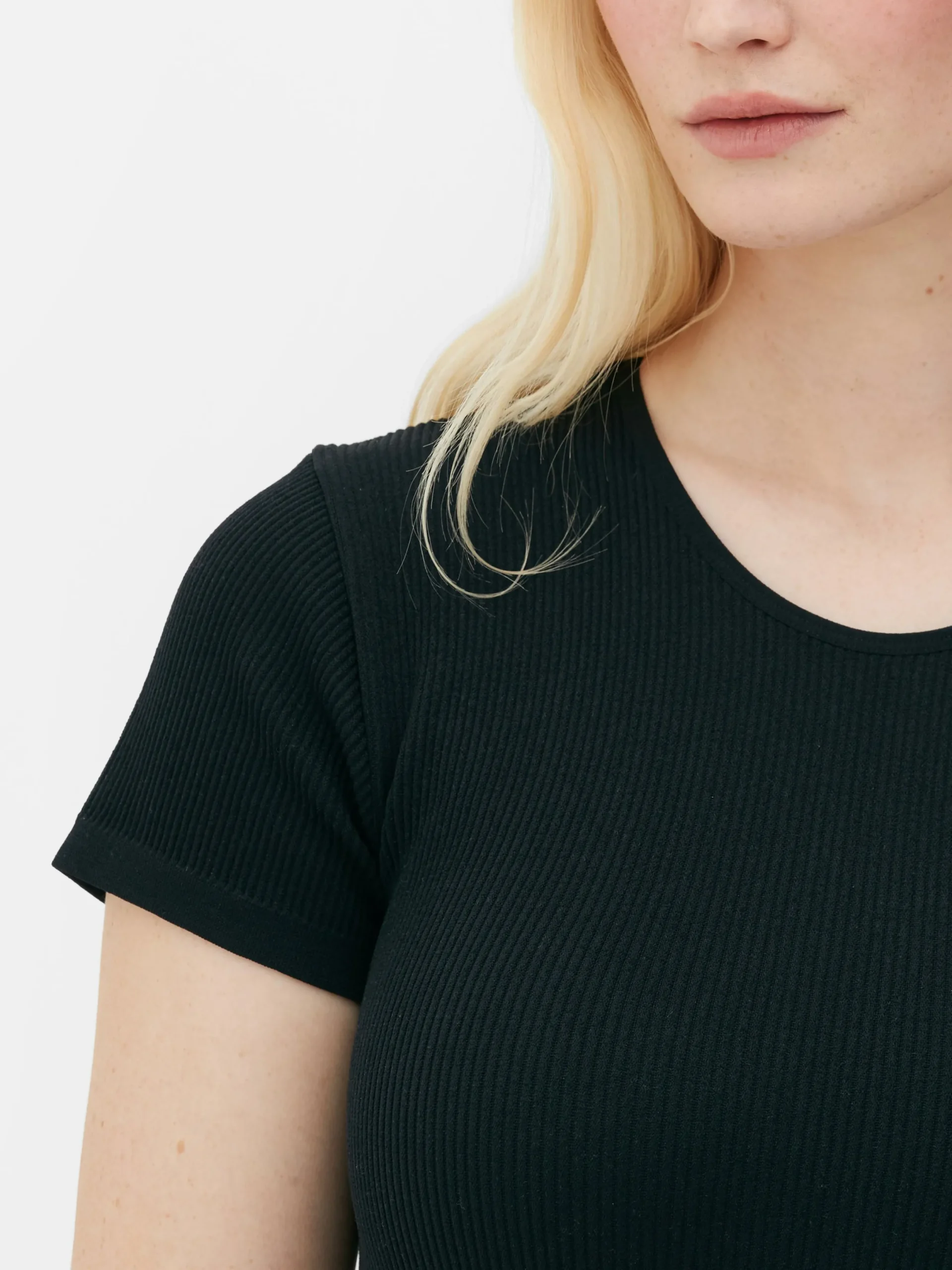 Tops Und T-Shirts|Primark Nahtloser, Gerippter T-Shirt-Body Schwarz