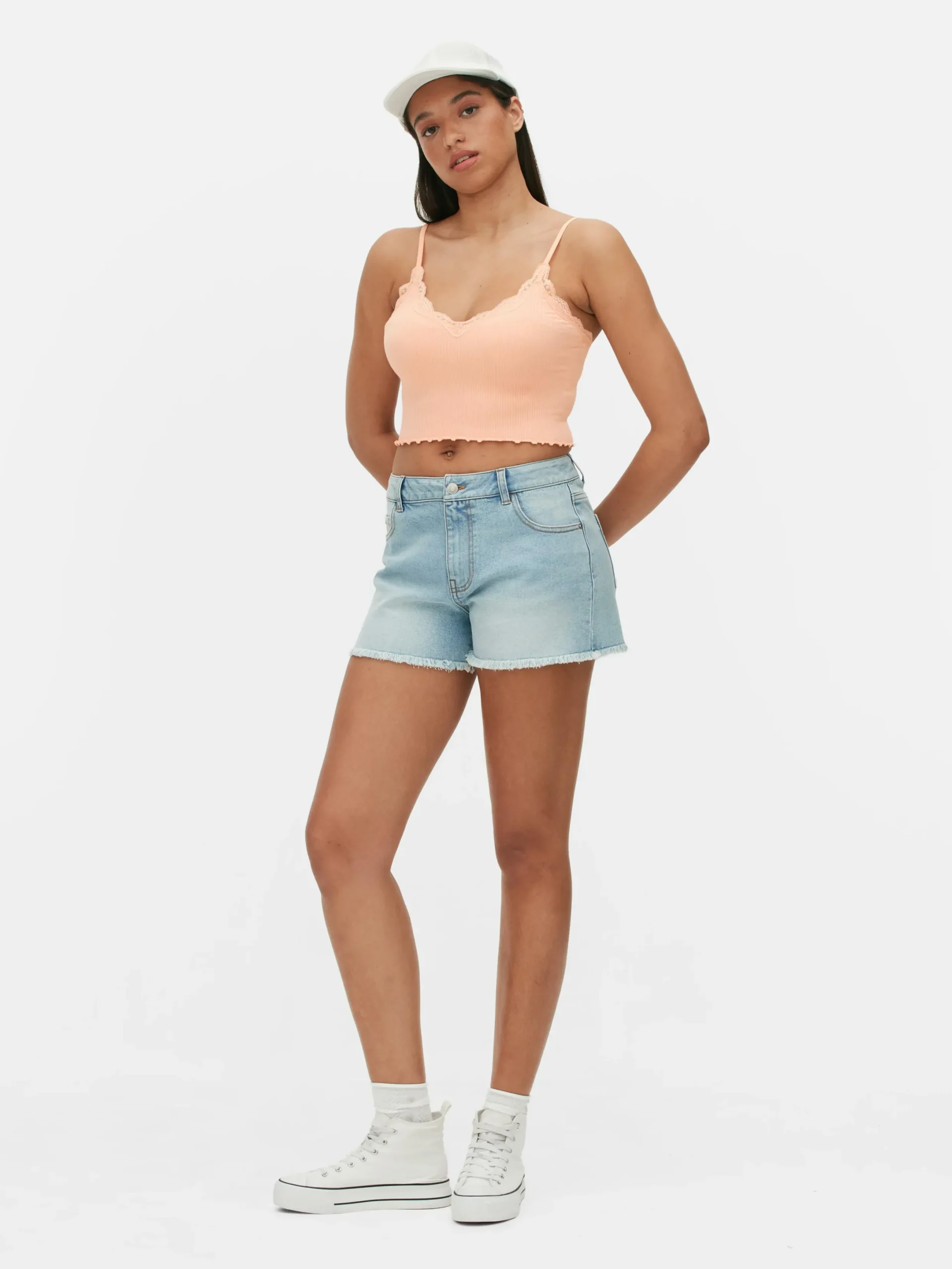 Tops Und T-Shirts|Primark Nahtloses, Kurzes Trägertop Mit Spitzenbesatz Pfirsichfarben