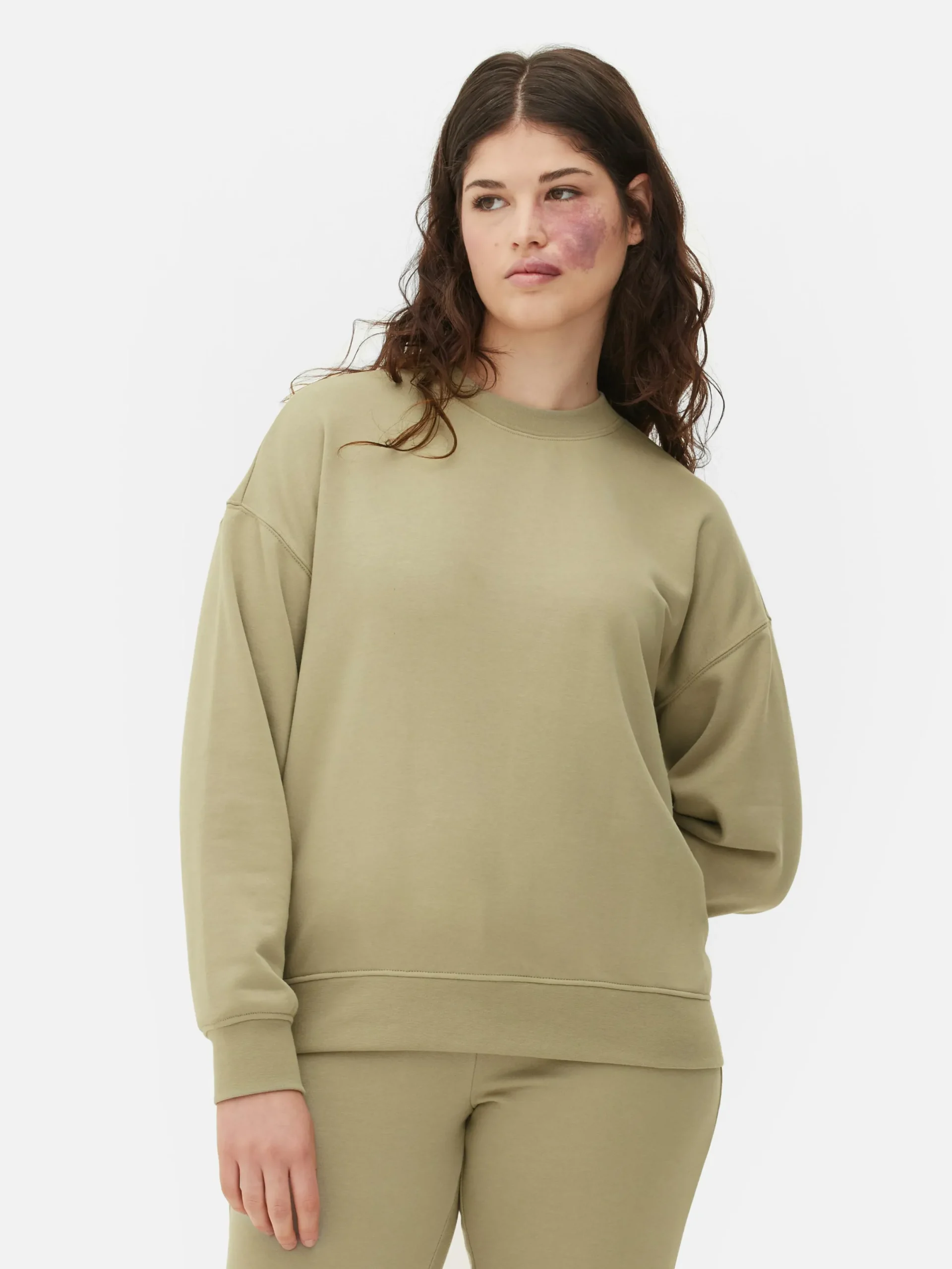 Fitnesskleidung Und Activewear|Primark Performance-Sweatshirt Mit Rundhalsausschnitt Khakifarben
