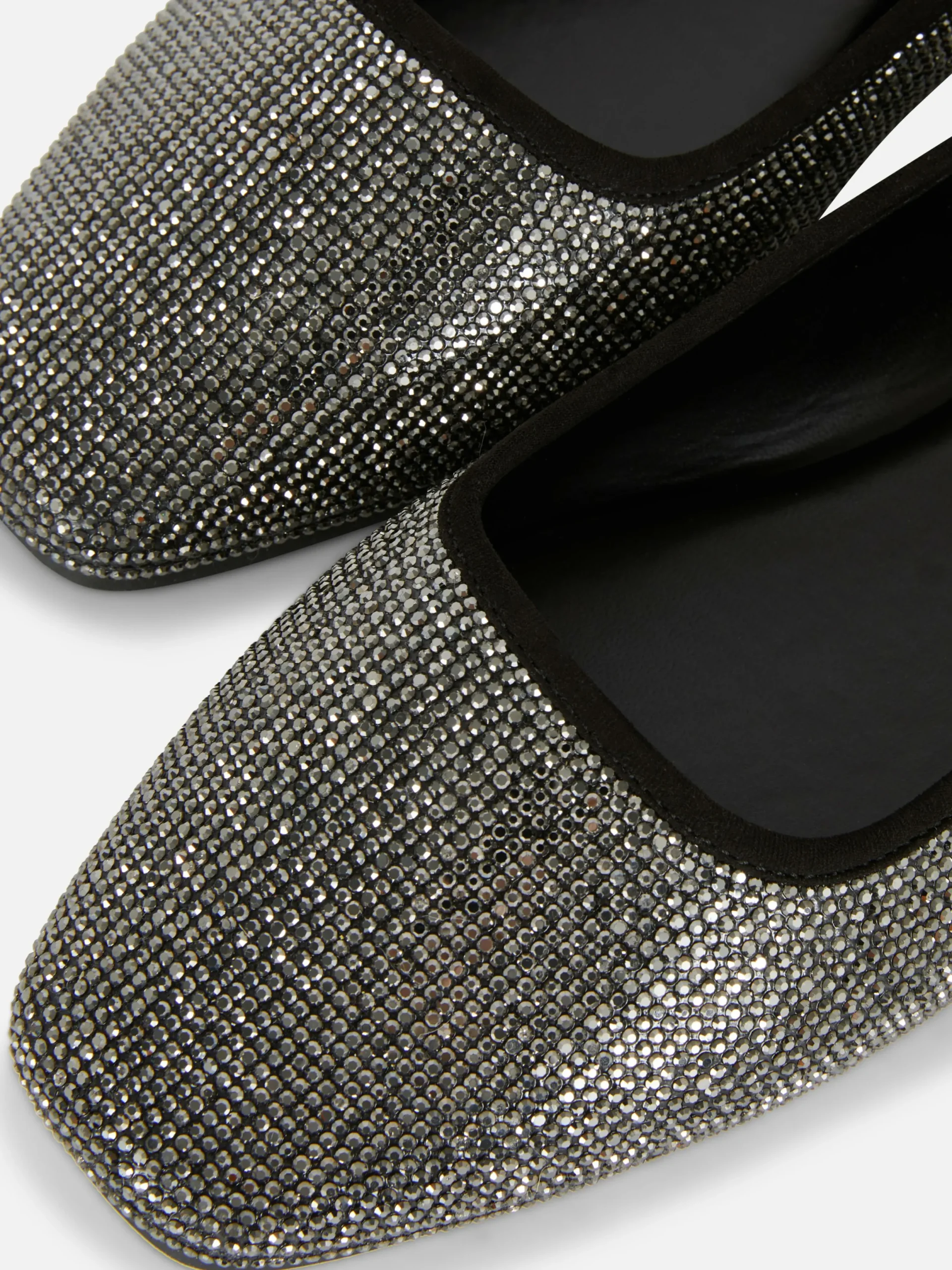 Flache Schuhe|Primark Pumps Mit Eckiger Zehenpartie Und Nieten Schwarz