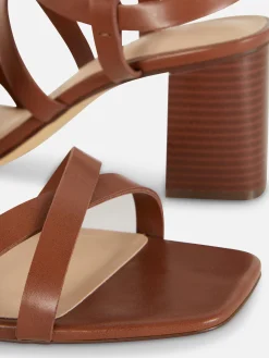 Heels|Primark Sandalen Mit überkreuzten Riemchen Und Blockabsatz Braun