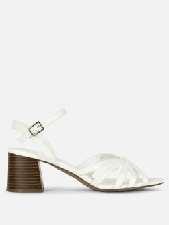 Sandalen|Primark Sandaletten Mit überkreuzten Riemchen Weiß