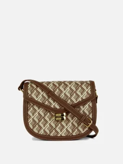 Taschen Und Portemonnaies|Primark Satteltasche Mit Monogramm Und Grafik Schokoladenbraun