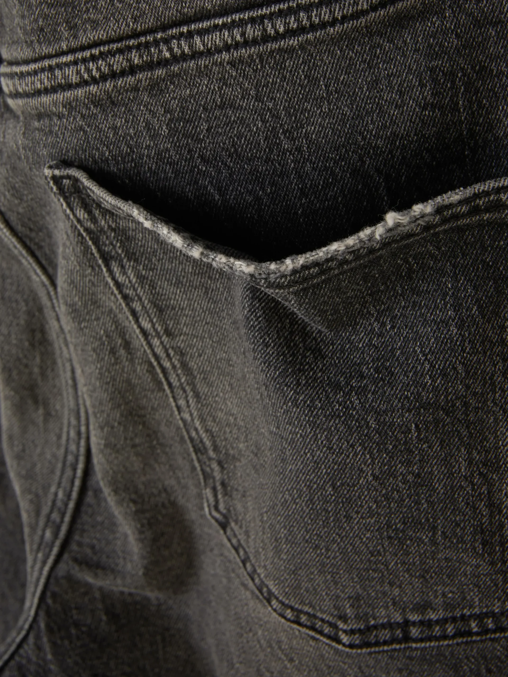 Denim|Jeans|Primark Schmal Geschnittene Jeans Mit Geradem Bein Dunkelgrau