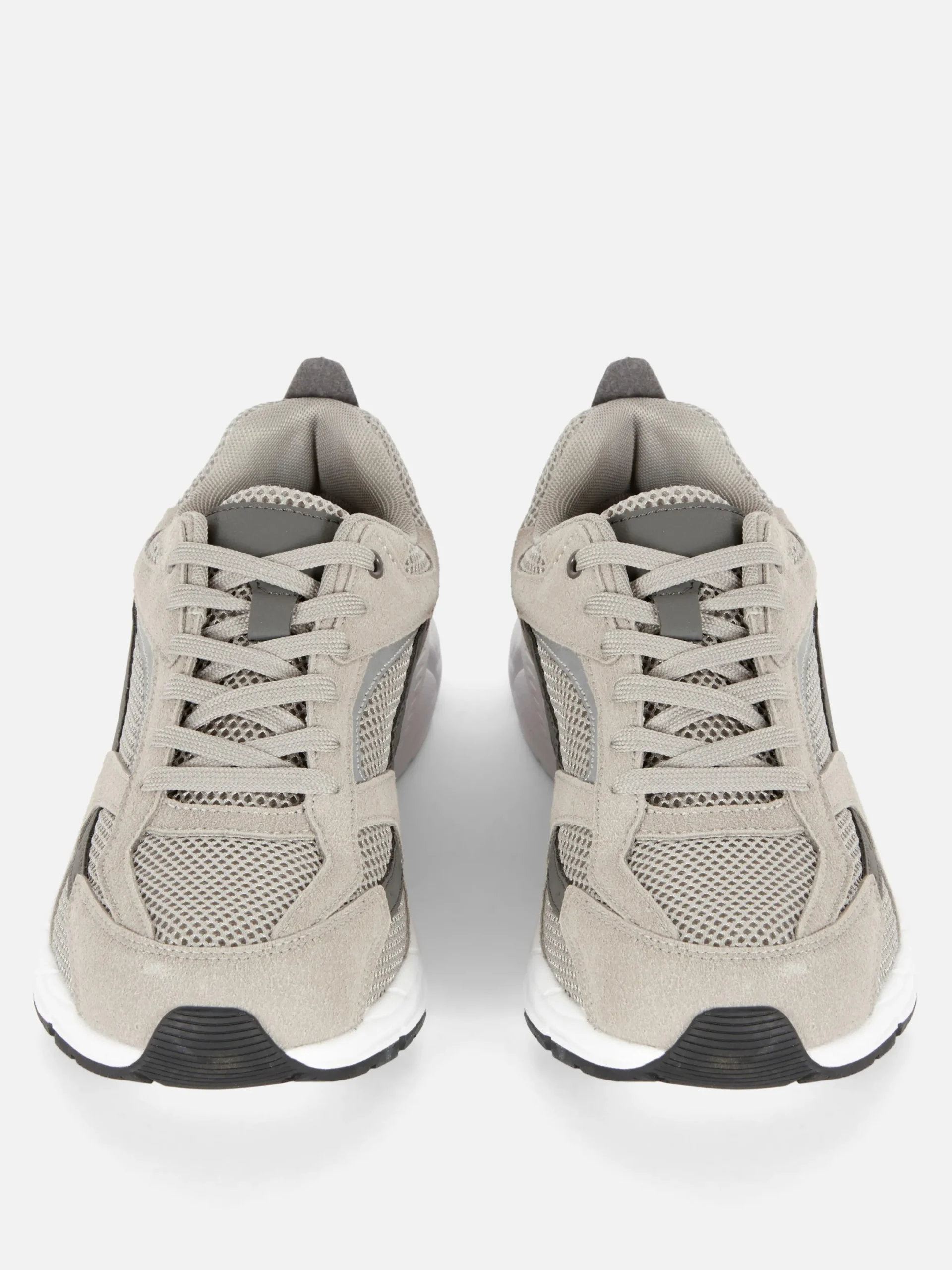 Sneakers|Sportbekleidung|Primark Sneaker Mit Netzstoffeinsätzen Grau