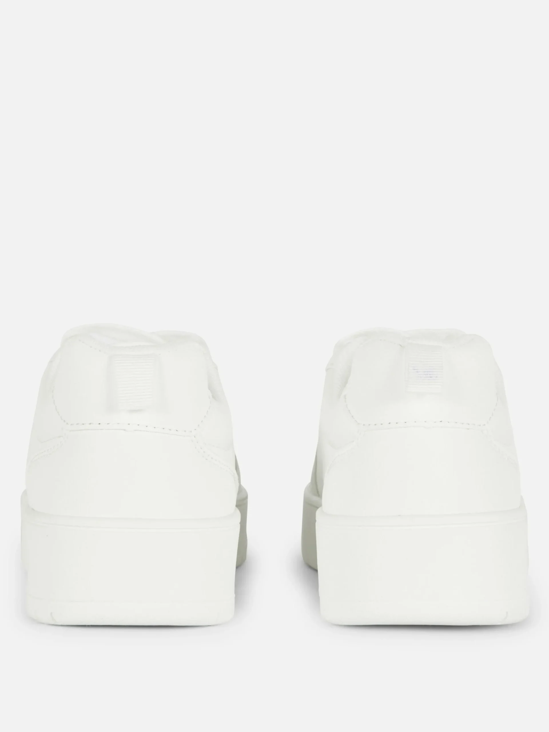 Sneakers|Primark Sportliche Low-Top-Sneaker Weiß