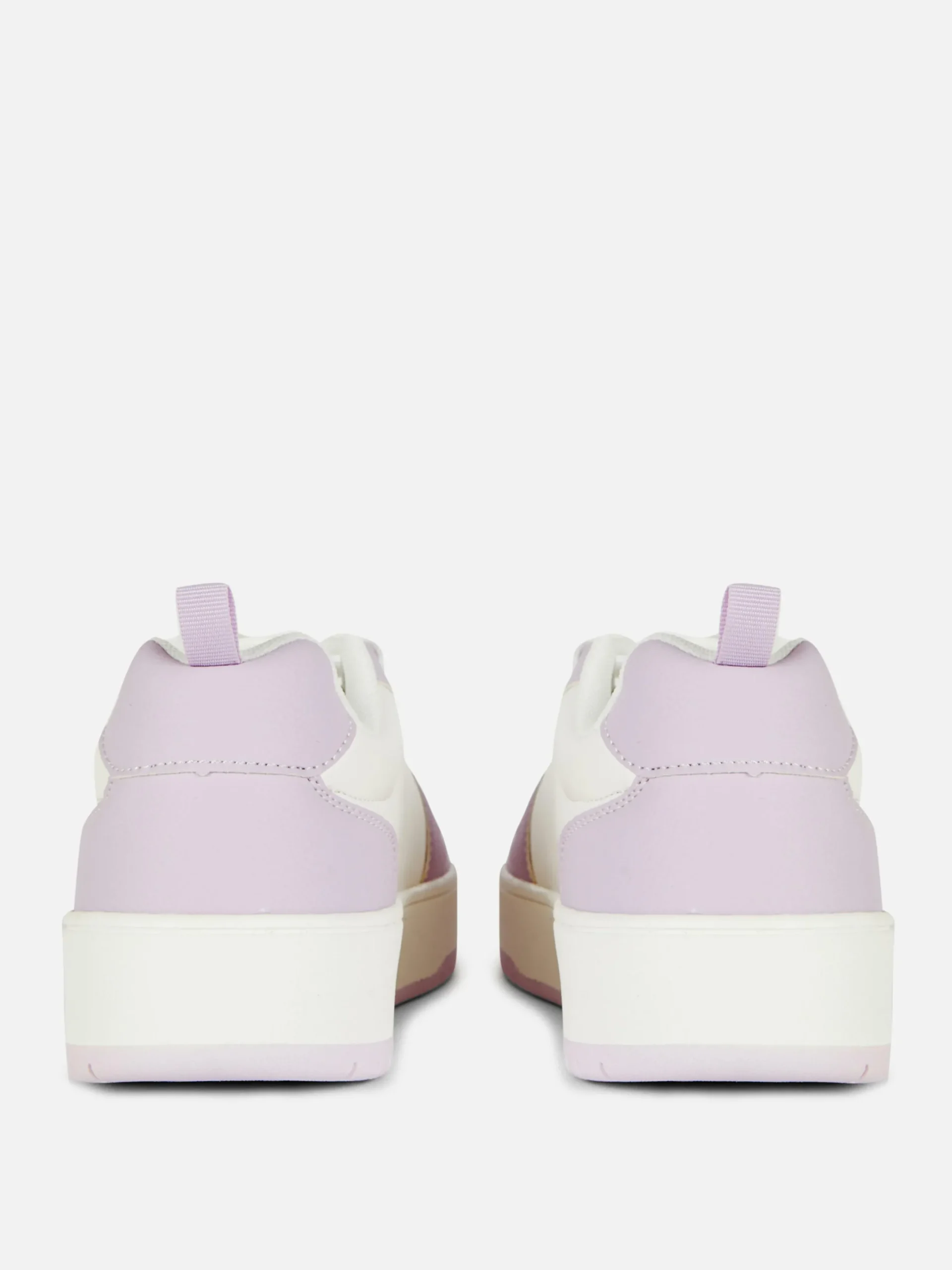 Sneakers|Primark Sportliche Low-Top-Sneaker Lilafarben