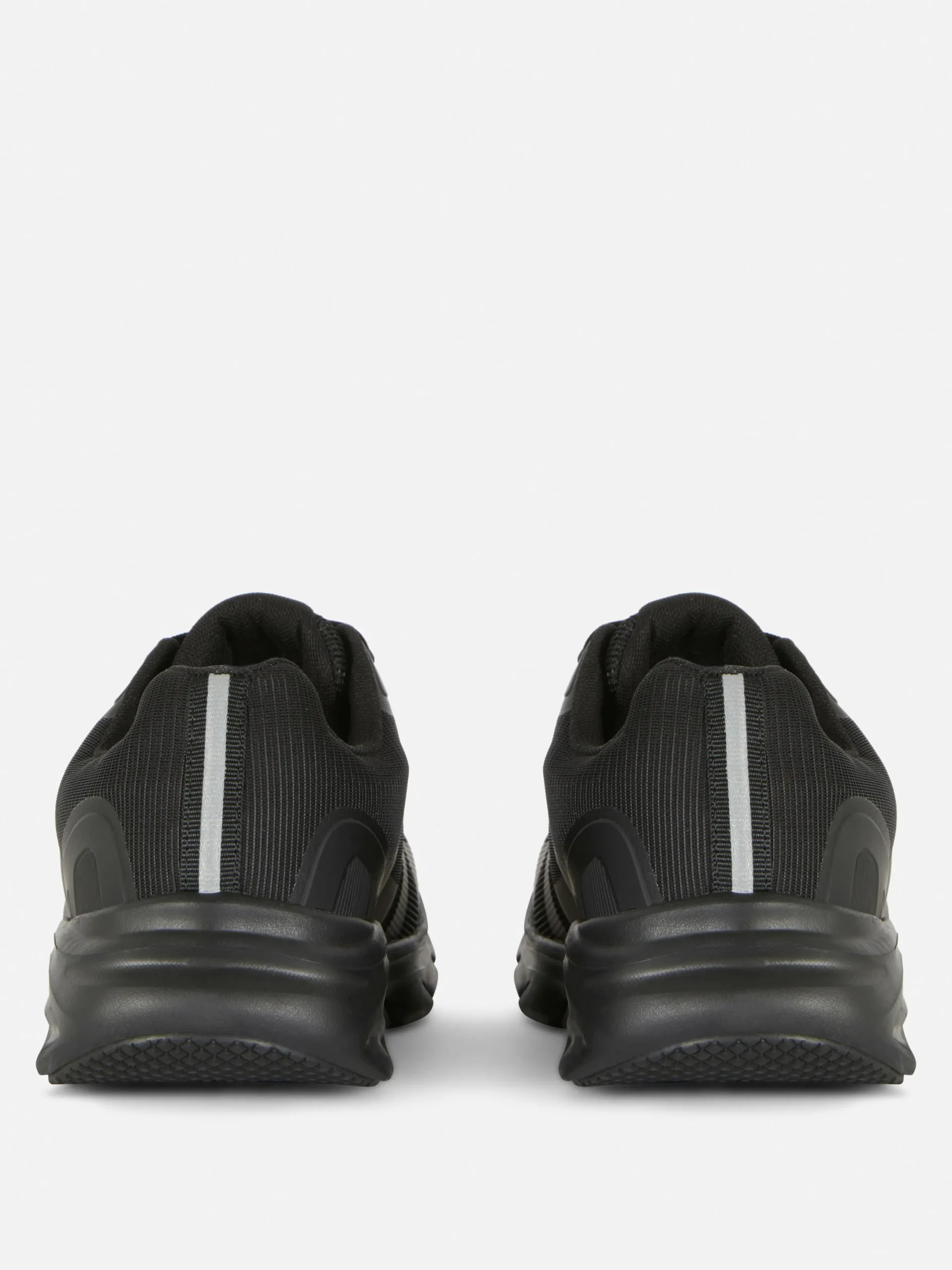 Sneakers|Sportbekleidung|Primark Sportliche Sneaker Zum Schnüren Schwarz
