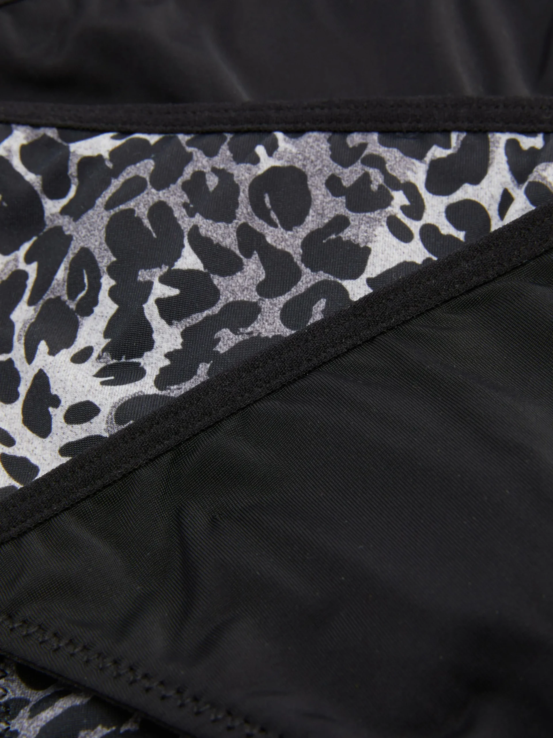 Slips|Primark Stringtangas, 3er-Pack Anthrazitfarben