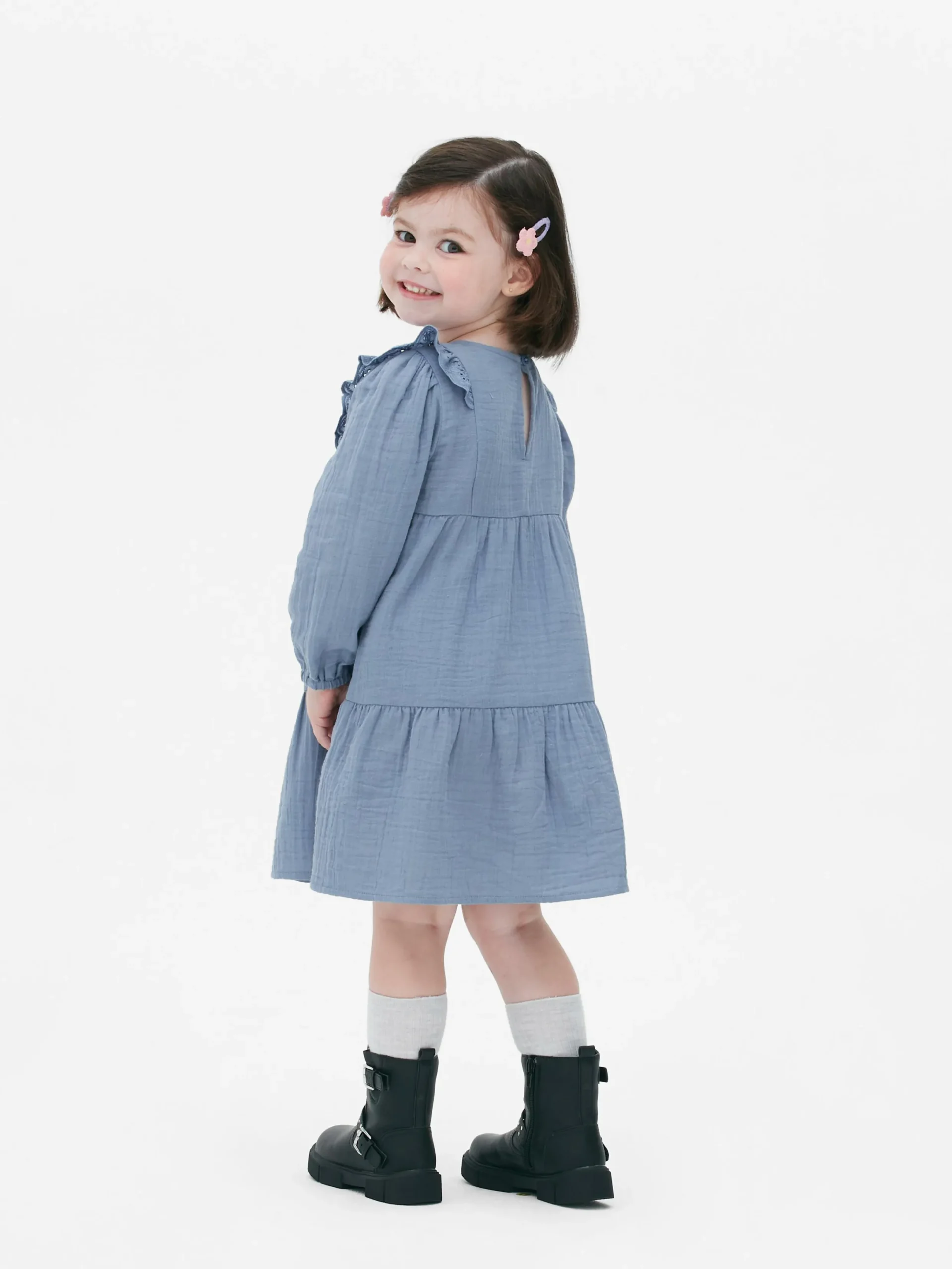 Kleider|Primark Stufenkleid Mit Lochstickerei Blau