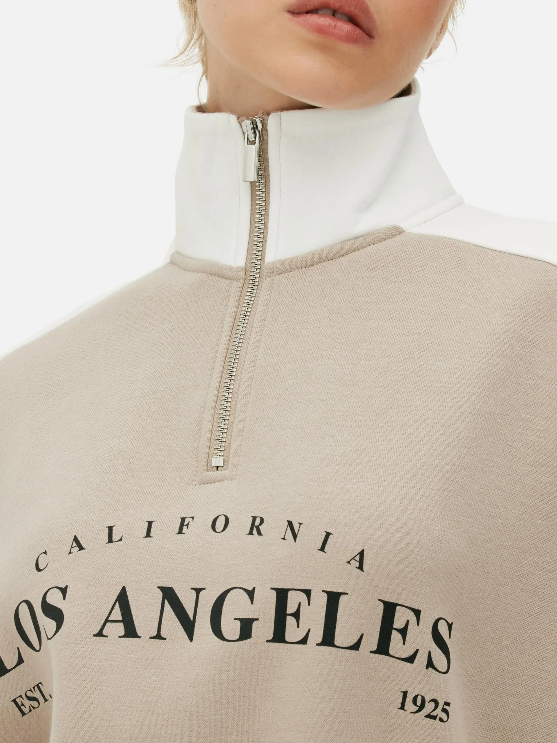 Hoodies Und Sweatshirts|Primark Sweatshirt Mit Trichterkragen Und Grafik Naturfarben