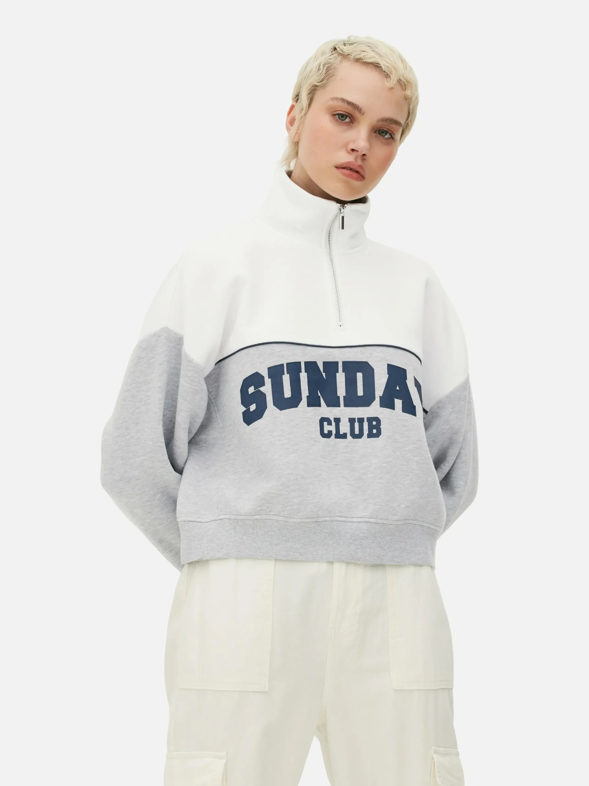 Hoodies Und Sweatshirts|Primark Sweatshirt Mit Trichterkragen Und Grafik Grau meliert